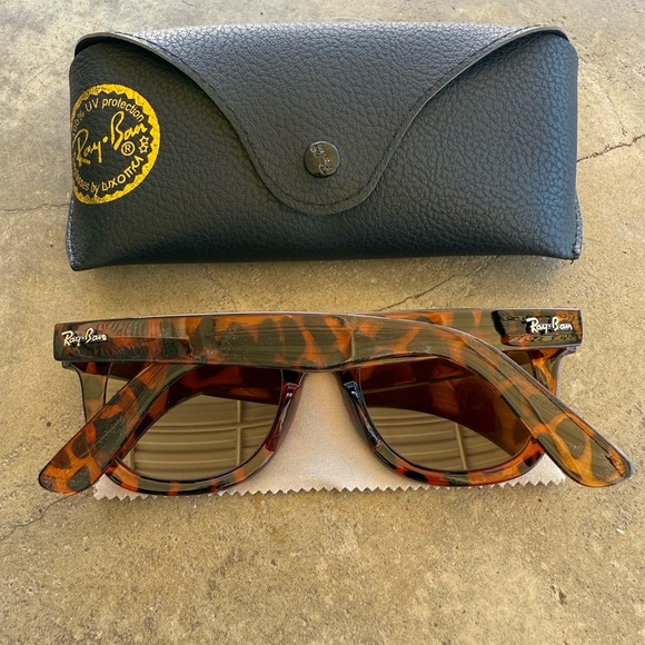 Rayban Wayfarer Classic Sunglasses Tortoise Shell Frame G-15 Green Lens Rb2140f - Picture 4 of 4